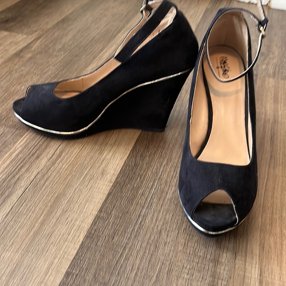 Mossimo Peep-toe heels